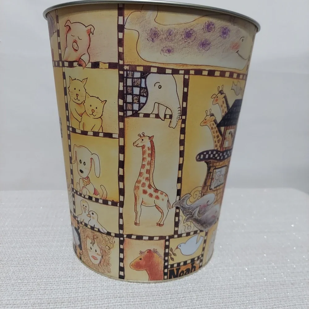 Vintage 1996 Noahs Ark & Animals Metal Trash‎ Can Waste Basket Giraffe Elephant
